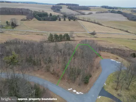 eagles view drive LOT 13, New Ringgold, PA 17960
