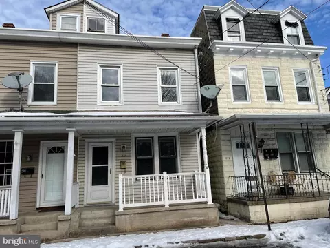 211 Parkway, Schuylkill Haven, PA 17972