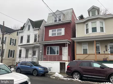 1753 W Norwegian St, Pottsville, PA 17901