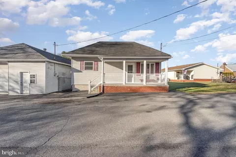 306 S Spencer St, Frackville, PA 17931