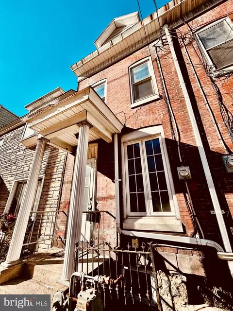 438 E Norwegian St, Pottsville, PA 17901