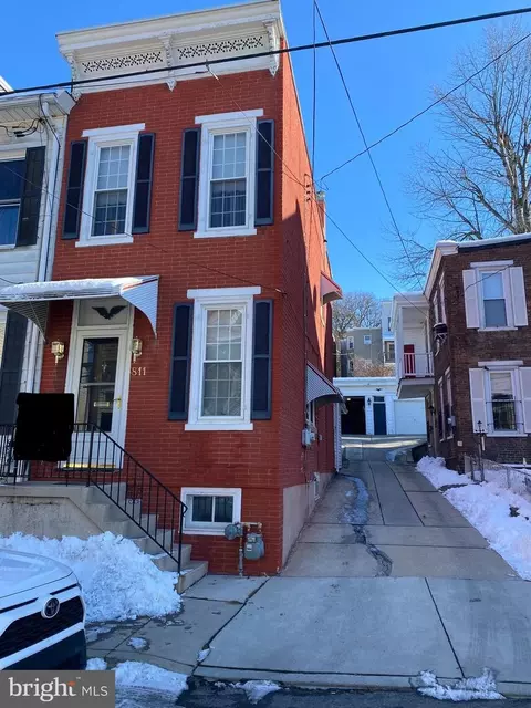 811 W Norwegian St, Pottsville, PA 17901
