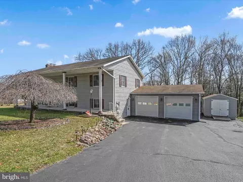 1454 Schuylkill Mountain Rd, Schuylkill Haven, PA 17972