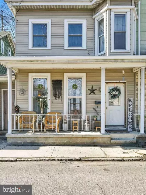 21 Spring St, Tremont, PA 17981