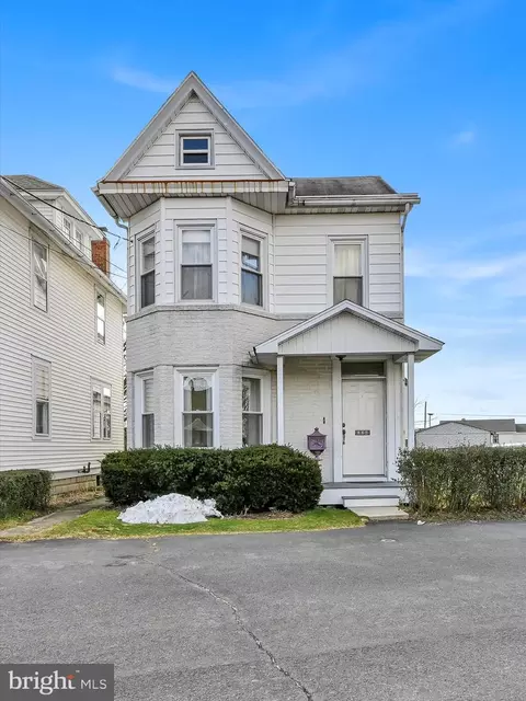 226 Grove St, Orwigsburg, PA 17961