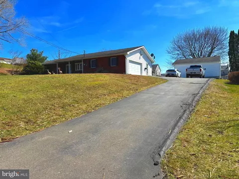 160 E Wood St, Ringtown, PA 17967