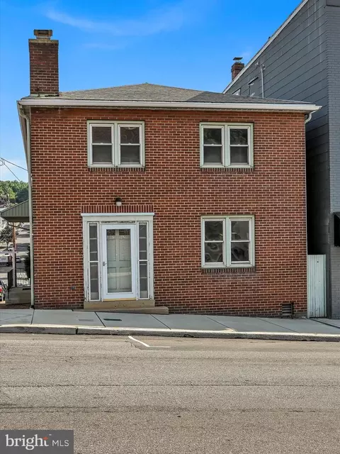 160 Sunbury St, Minersville, PA 17954