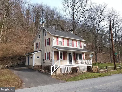 121 Wild Turkey Ln, New Ringgold, PA 17960