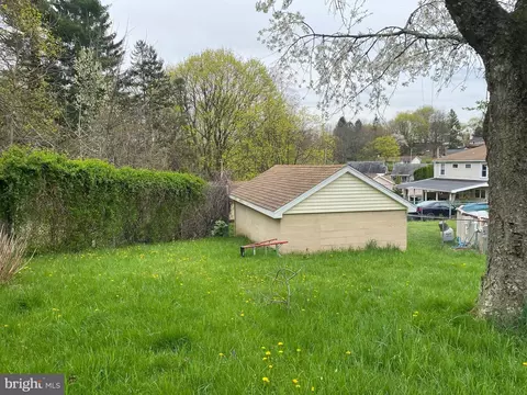 Exterior - 239 Cherry St, Saint Clair, PA 17970 photo 10 of 13