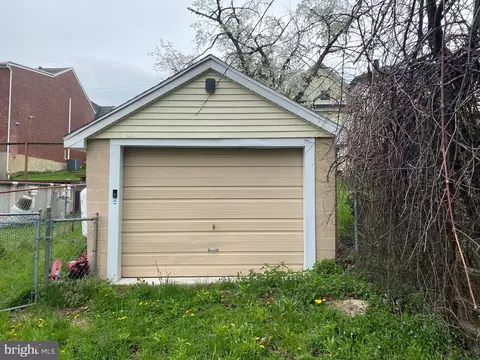 Exterior - 239 Cherry St, Saint Clair, PA 17970 photo 9 of 13