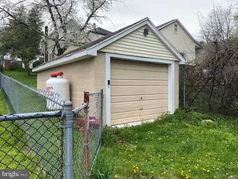 Exterior - 239 Cherry St, Saint Clair, PA 17970 photo 12 of 13