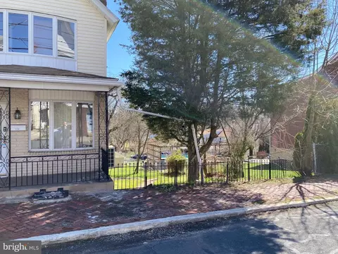 Exterior - 239 Cherry St, Saint Clair, PA 17970 photo 3 of 13