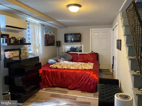 Bedroom - 239 Cherry St, Saint Clair, PA 17970 photo 6 of 7