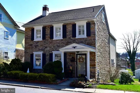 153 Pottsville St, Cressona, PA 17929