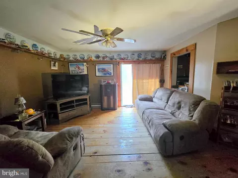 21 Ash Ln, Andreas, PA 18211 photo 6