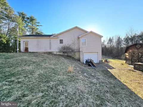 21 Ash Ln, Andreas, PA 18211 photo 2