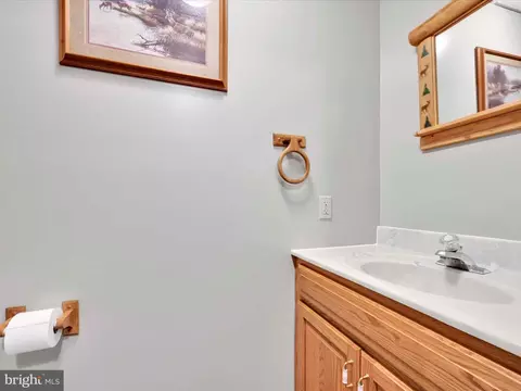 Bath - 95 Fairview Rd, Pitman, PA 17964 photo 4 of 4