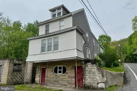 2 New Rd, Lost Creek, PA 17946