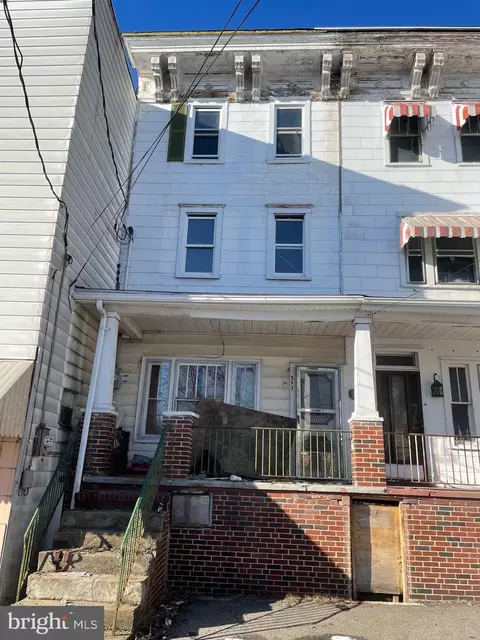 311 W Lloyd St, Shenandoah, PA 17976