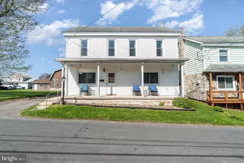 11 Snyder Ave, Tower City, PA 17980