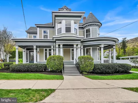 135 E Biddle St, Gordon, PA 17936