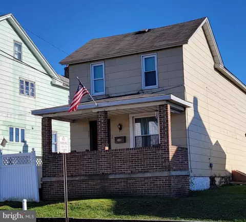 328 W Blaine St, Mcadoo, PA 18237