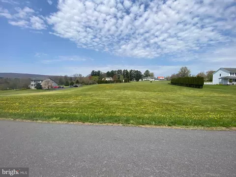 26 Aristes Rd, Ringtown, PA 17967