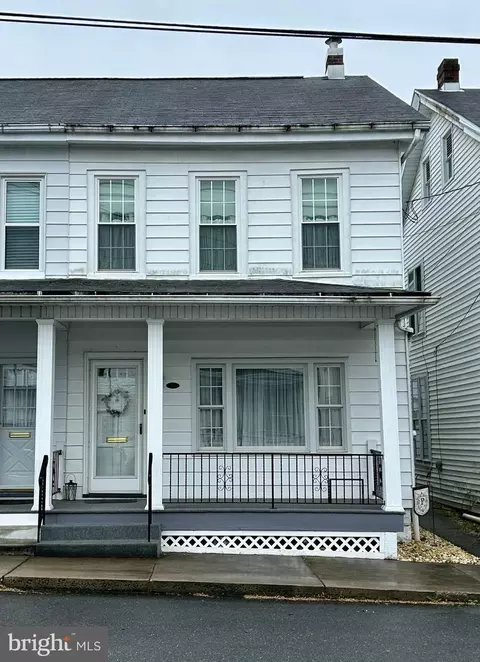 208 E Main St, Tremont, PA 17981