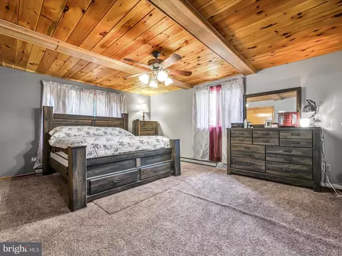 Bedroom - 2 Walnut Ln, Marlin, PA 17951 photo 1 of 6