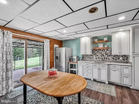 Kitchen - 2 Walnut Ln, Marlin, PA 17951 photo 5 of 7
