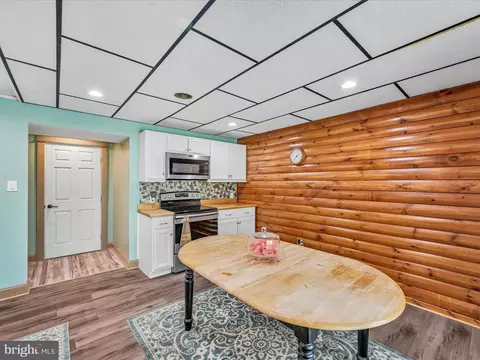 Kitchen - 2 Walnut Ln, Marlin, PA 17951 photo 7 of 7