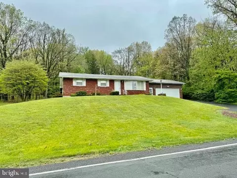 105 Morea Rd, Frackville, PA 17931