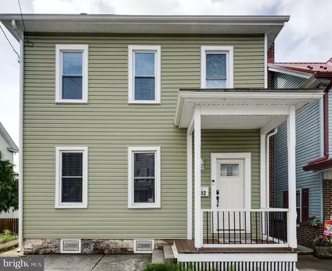 312 E Grand Ave, Tower City, PA 17980