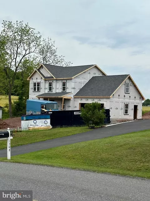 1307 Running Deer Dr, Auburn, PA 17922