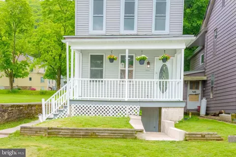 Exterior - 207 E Biddle St, Gordon, PA 17936 photo 4 of 4