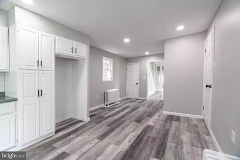 Entry Way - 207 E Biddle St, Gordon, PA 17936 photo 5 of 9