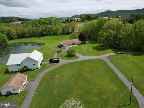 34 Ferndale Rd, Zion Grove, PA 17985