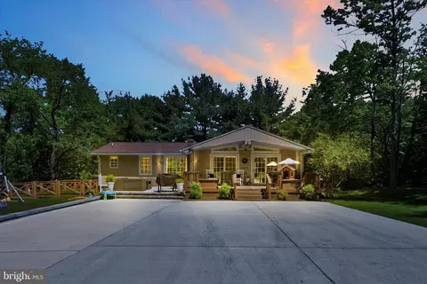 1488 Bunting St, Pottsville, PA 17901