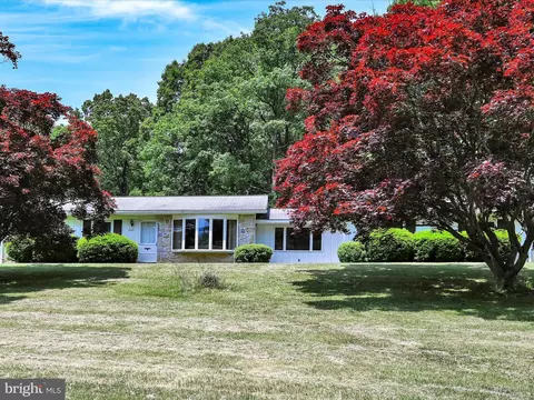 1359 S Schuylkill Mountain Rd, Schuylkill Haven, PA 17972