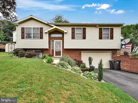 106 Spruce St, Cressona, PA 17929