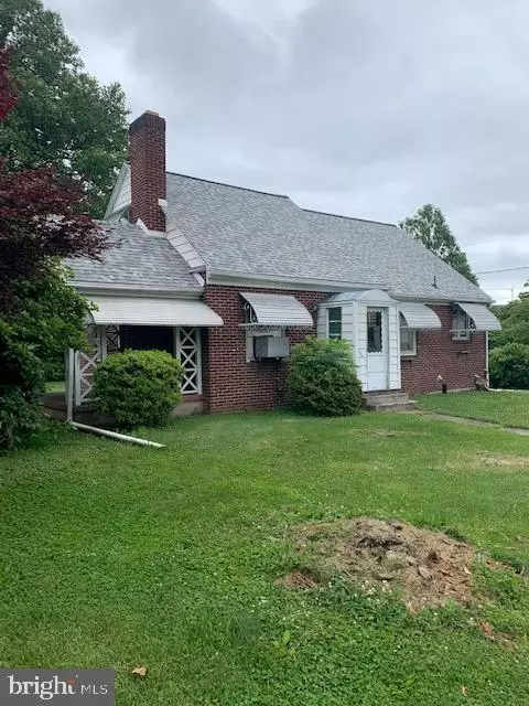 512 S Shenandoah Rd, Ringtown, PA 17967