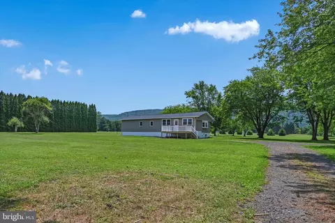 490 Hill Rd, Hegins, PA 17938