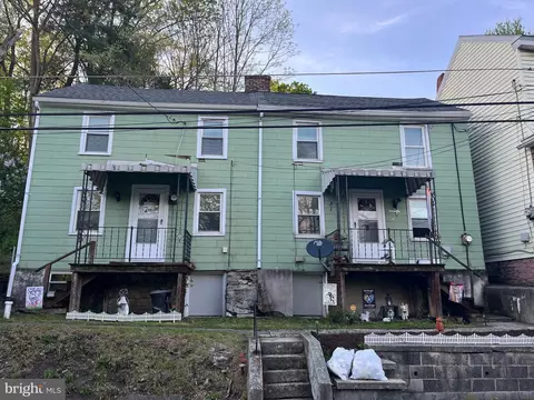 171-175 Market St, Cumbola, PA 17930