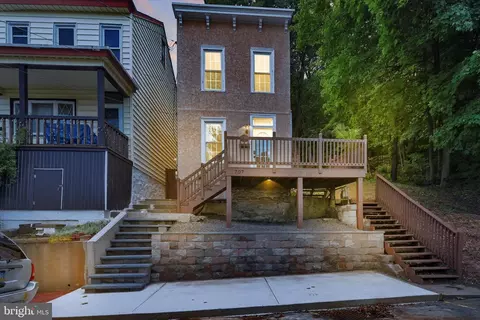 707 Pierce St, Pottsville, PA 17901