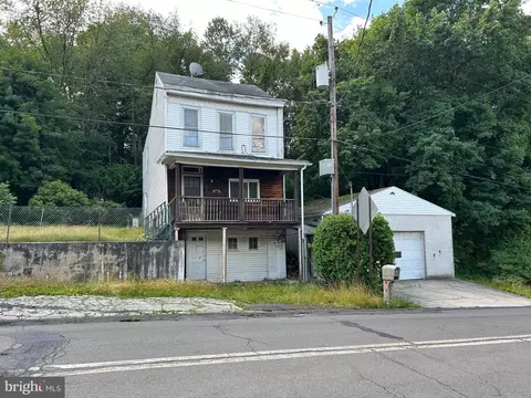 13 Ann St, Pottsville, PA 17901