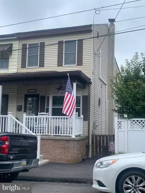 120 N Fourth St, Frackville, PA 17931
