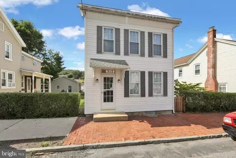 312 Market St, Auburn, PA 17922