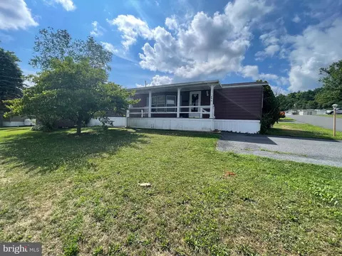 20 C Frieden Mnr, Schuylkill Haven, PA 17972