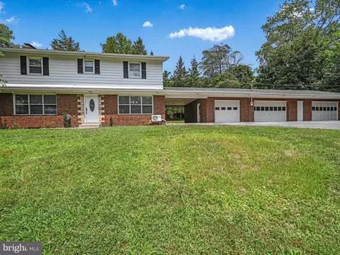 225 Wilbert Ave, Orwigsburg, PA 17961