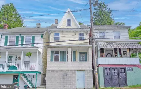 126 Orwigsburg St, Tamaqua, PA 18252
